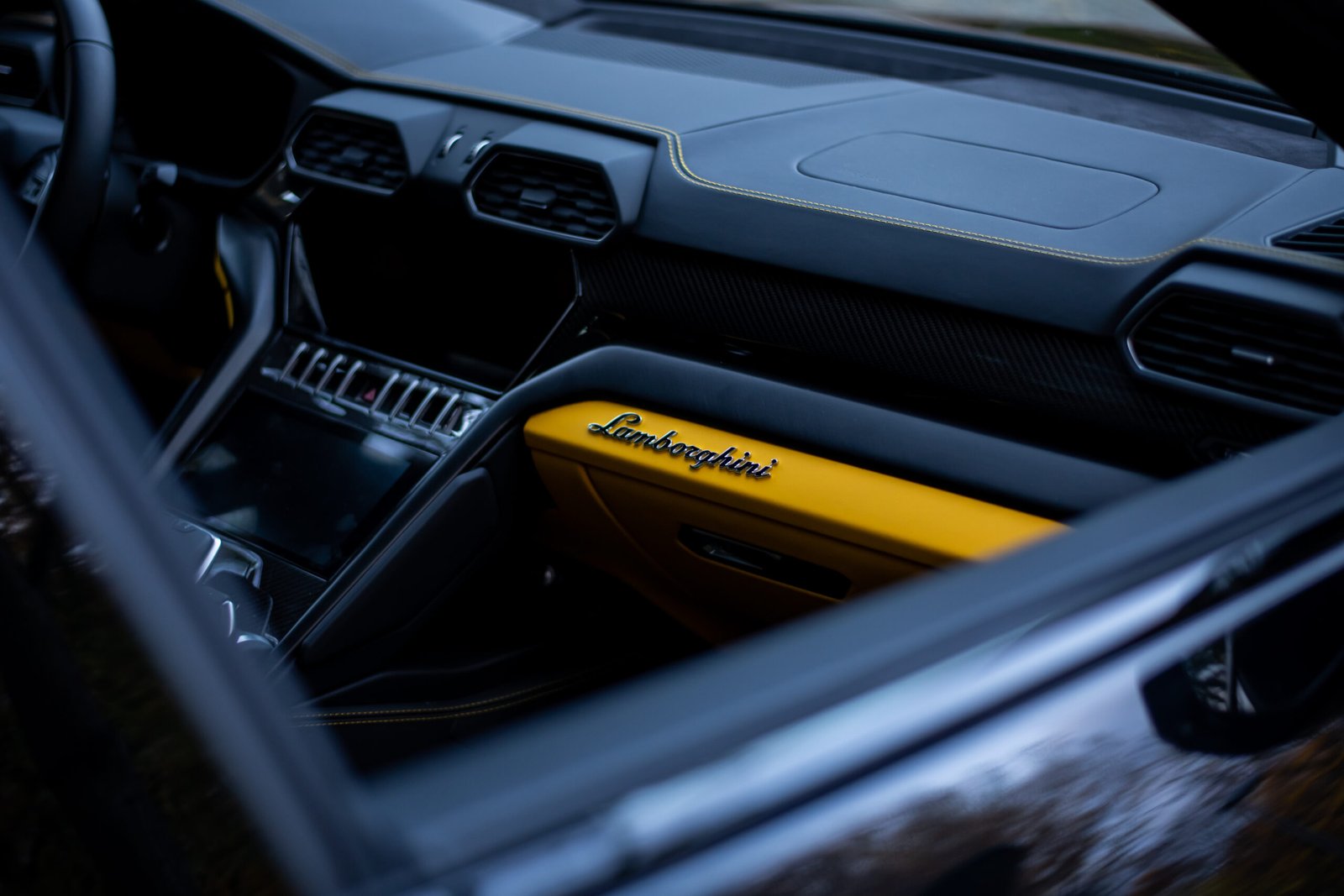 Performante Car Rental Berlin - Sportwagen Mieten Berlin - Ab 249€ pro Tag